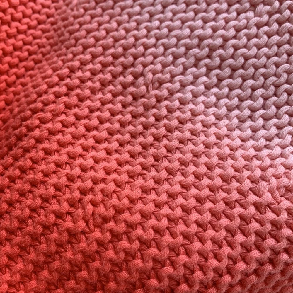 American Eagle ombré knit beanie